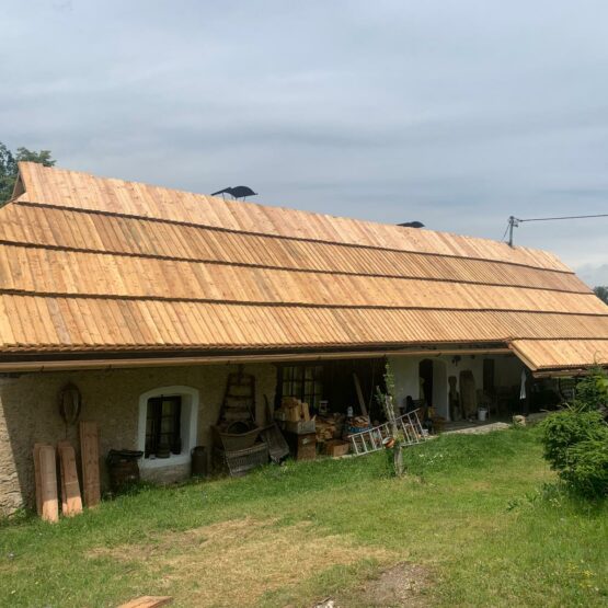 Dachdeckung mit Holzschindel